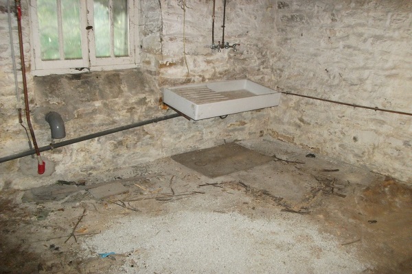 cave2.JPG, 175kB